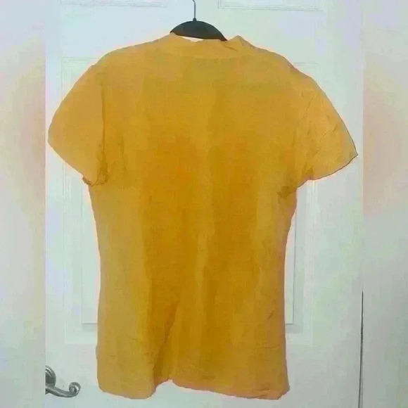 Metrostyle yellow minimalist v-neck shirt sleeve button down, large. - Picture 2 of 3